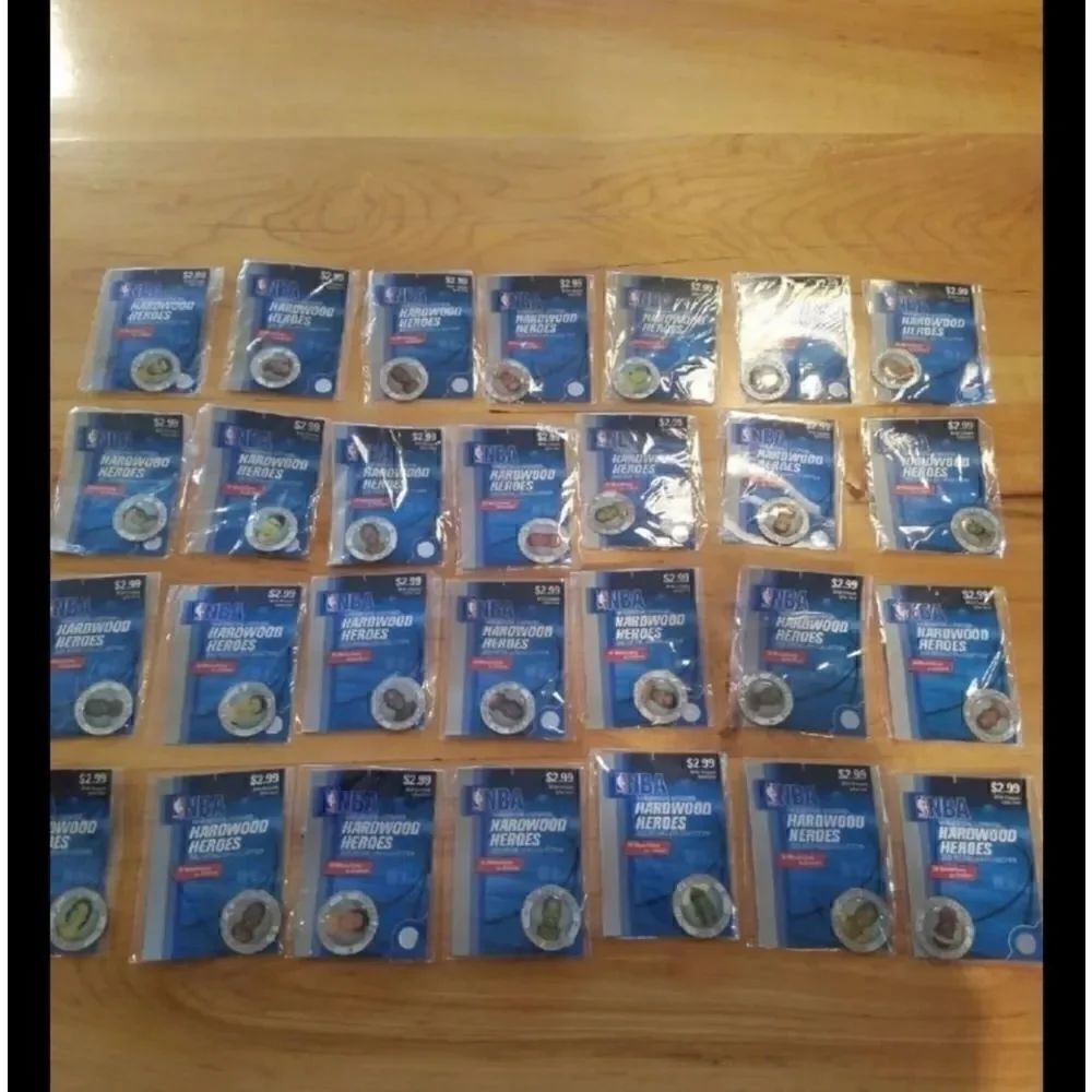 NBA Hardwood Heroes Medallion Bundle
28 of 30 set